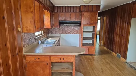 413 Greenbay Avenue Calumet City IL 60409