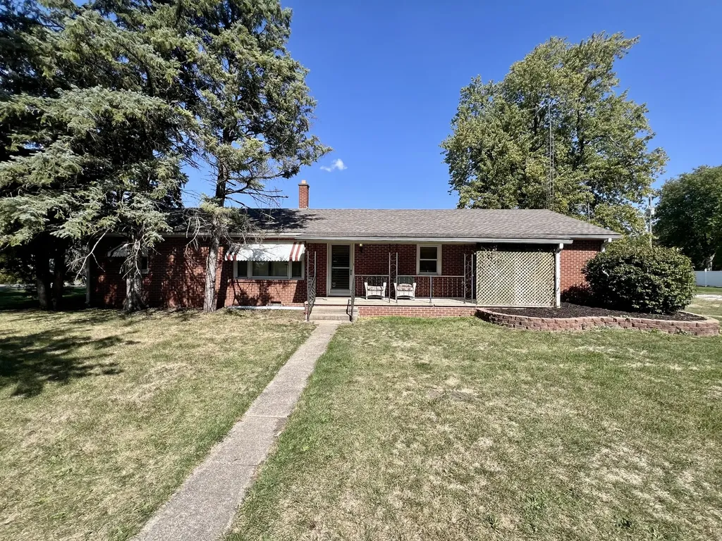 101 East Lincoln Street Sidell IL 61876