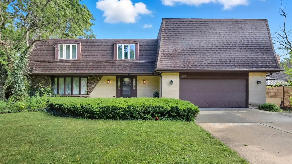 12815 South Seneca Road Palos Heights IL 60463