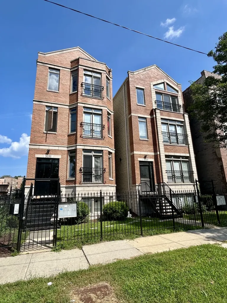 5333 South Calumet Avenue Chicago IL 60615