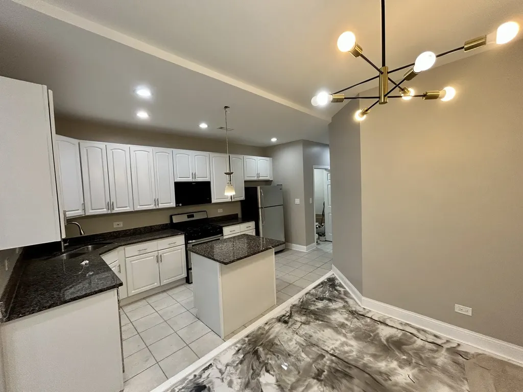 5333 South Calumet Avenue Chicago IL 60615