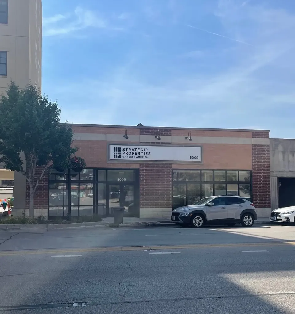 5009 Oakton Street Skokie IL 60077