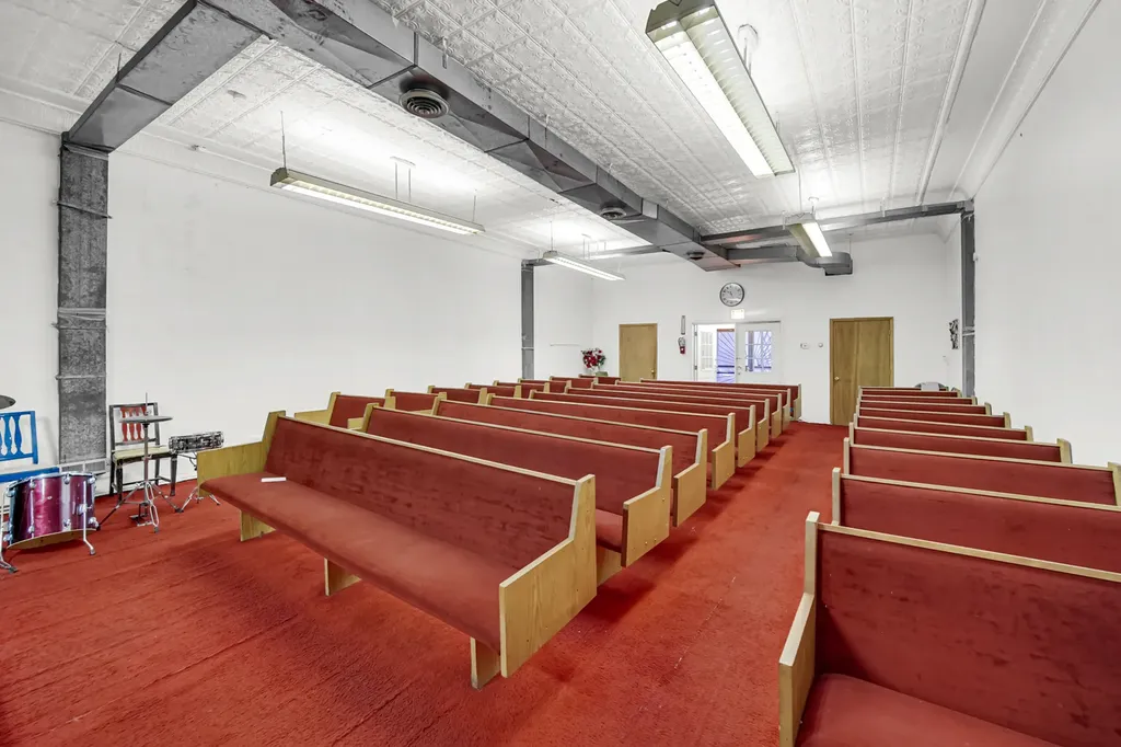 7334 South Halsted Street Chicago IL 60621