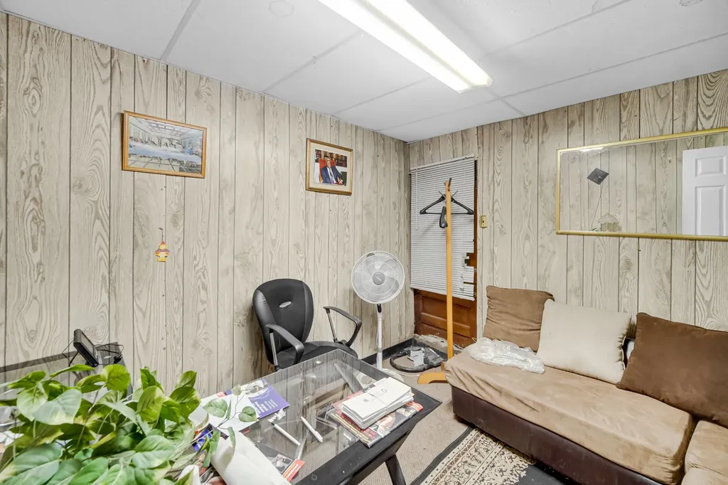 7334 South Halsted Street Chicago IL 60621