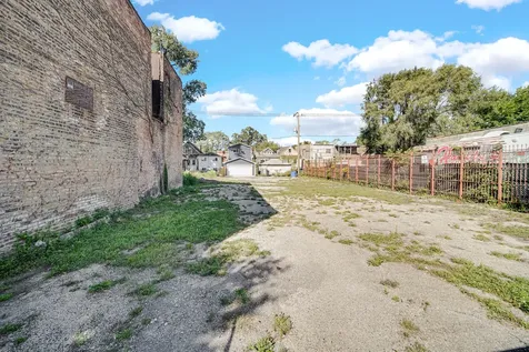 7334 South Halsted Street Chicago IL 60621