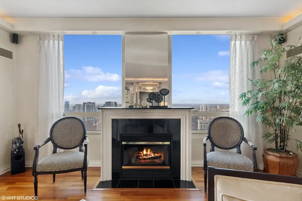 33 West Ontario Street Chicago IL 60654