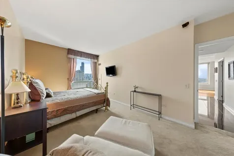 33 West Ontario Street Chicago IL 60654