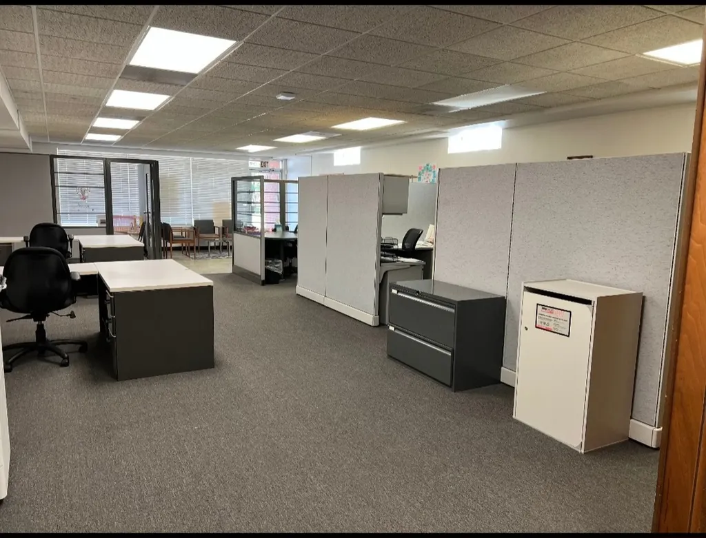 7924 South Pulaski Road Chicago IL 60652