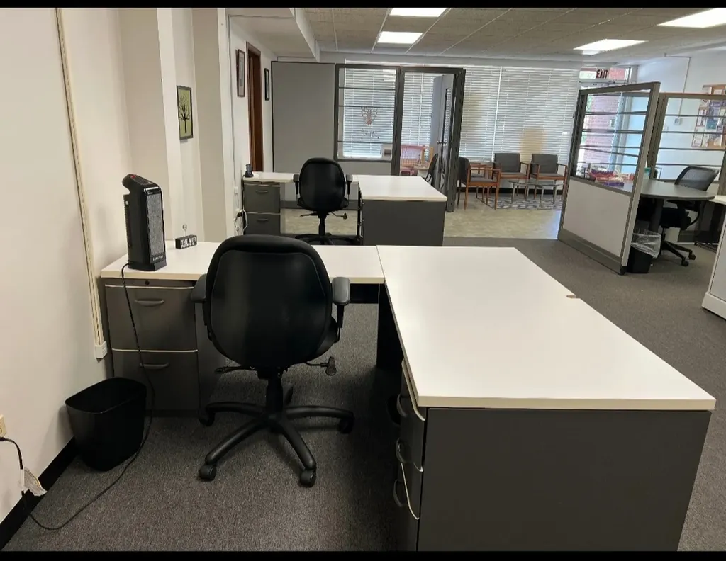 7924 South Pulaski Road Chicago IL 60652