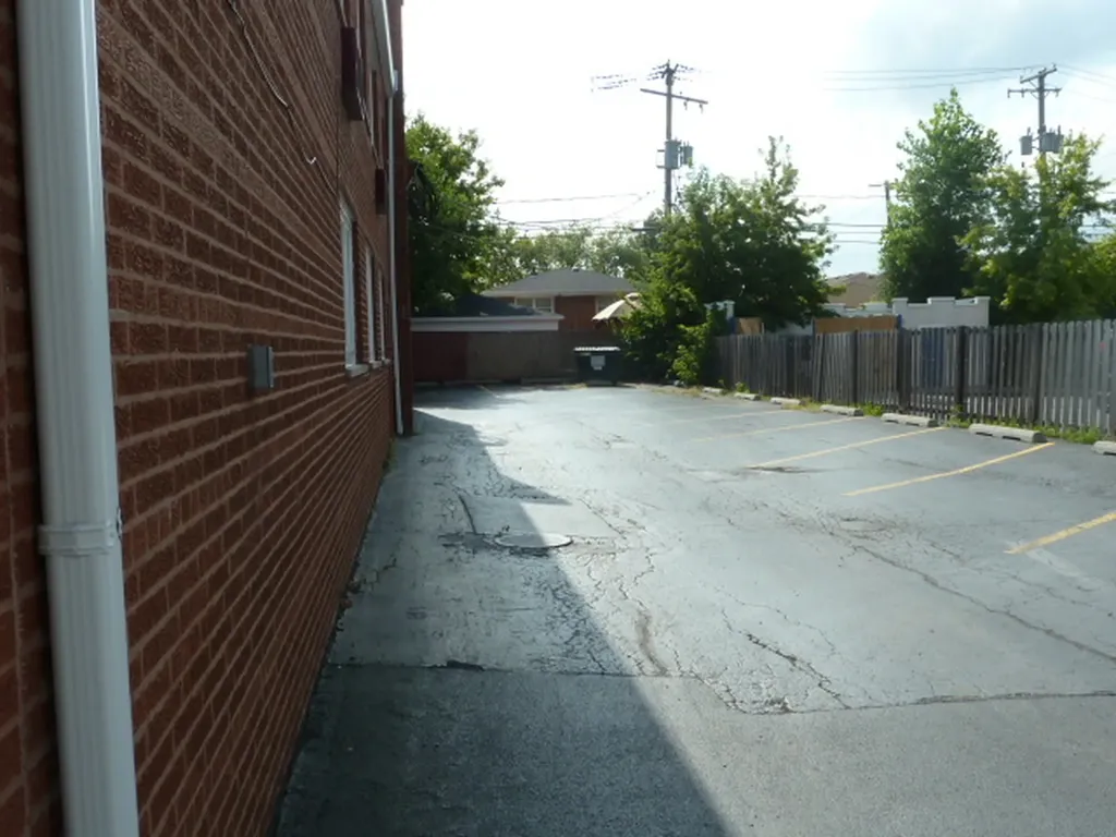 7924 South Pulaski Road Chicago IL 60652