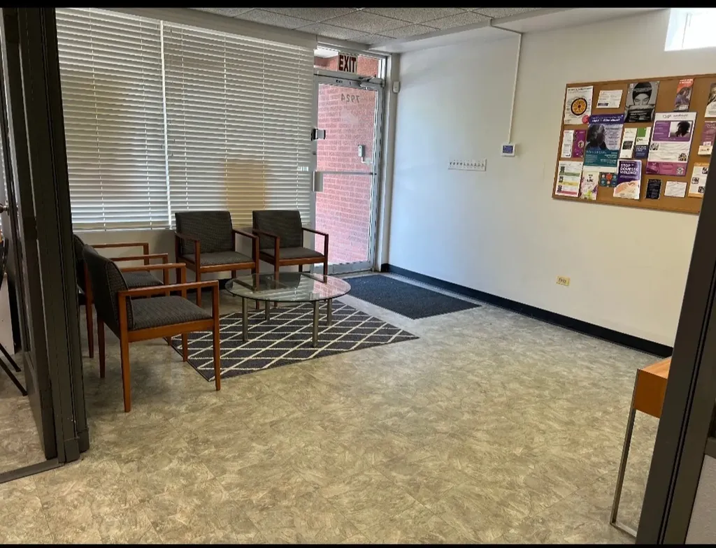 7924 South Pulaski Road Chicago IL 60652