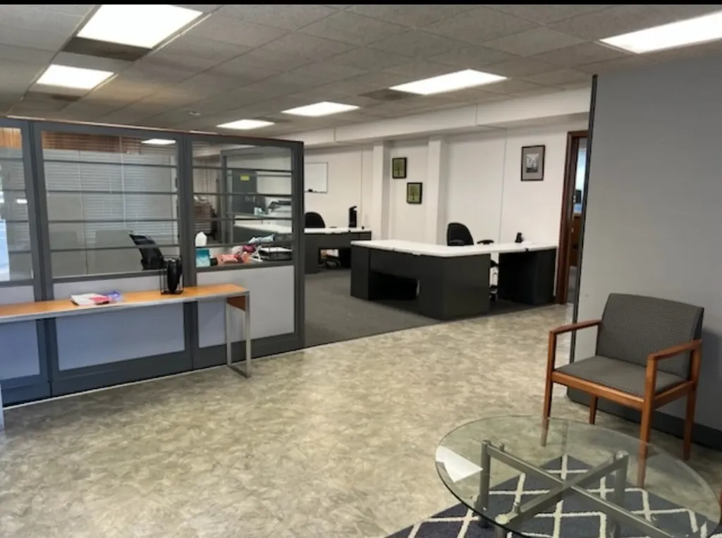 7924 South Pulaski Road Chicago IL 60652