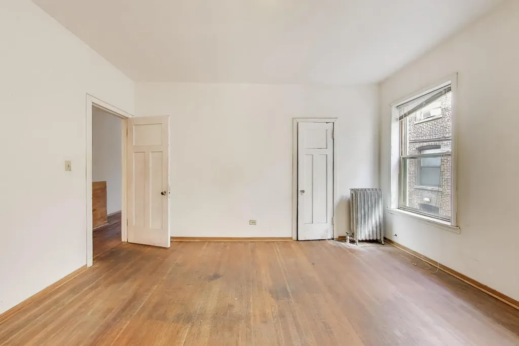 1059 East Hyde Park Boulevard Chicago IL 60615