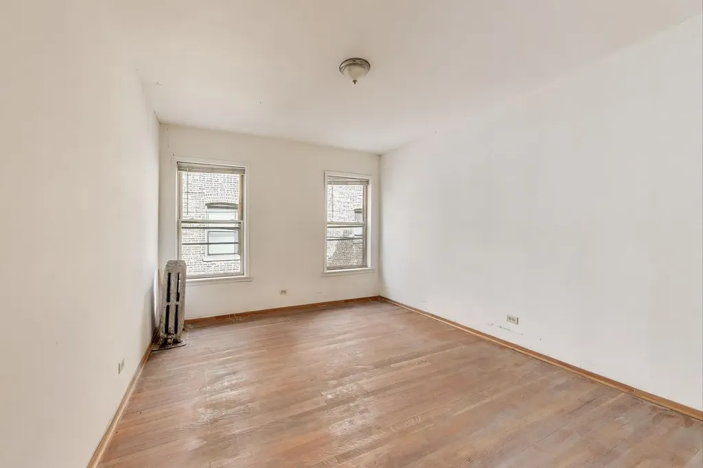 1059 East Hyde Park Boulevard Chicago IL 60615