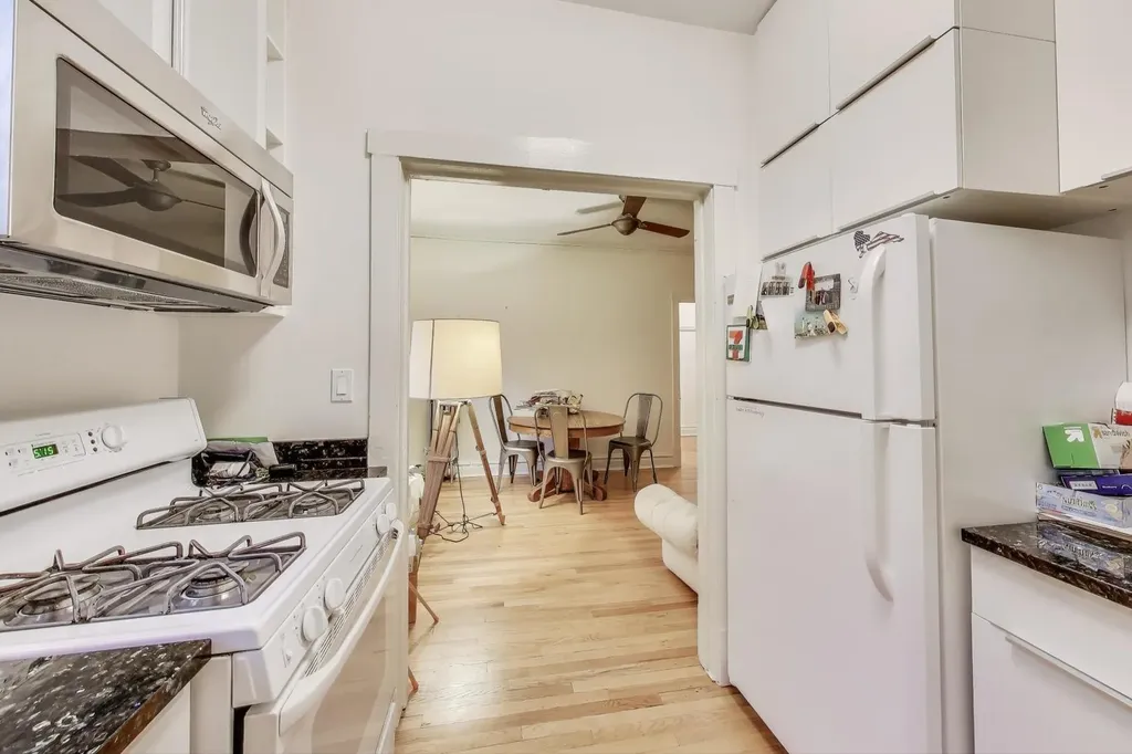1308 East 56th Street Chicago IL 60637