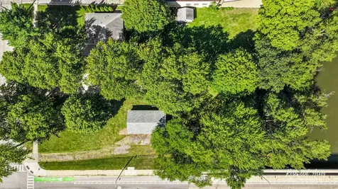 187 East Water Street Kankakee IL 60901