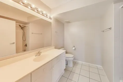1720 Maple Avenue Evanston IL 60201