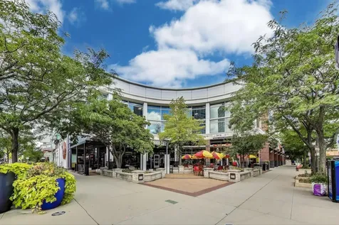 1720 Maple Avenue Evanston IL 60201