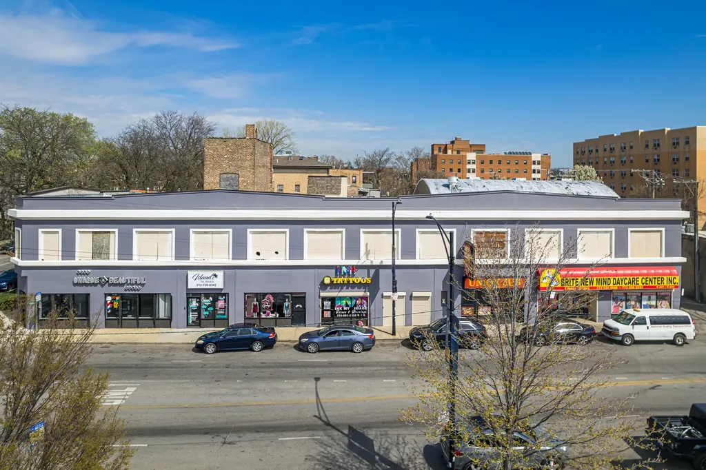 108 East 51st Street Chicago IL 60615