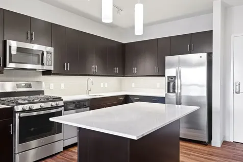 555 Roger Williams Avenue Highland Park IL 60035