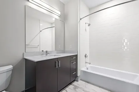 555 Roger Williams Avenue Highland Park IL 60035