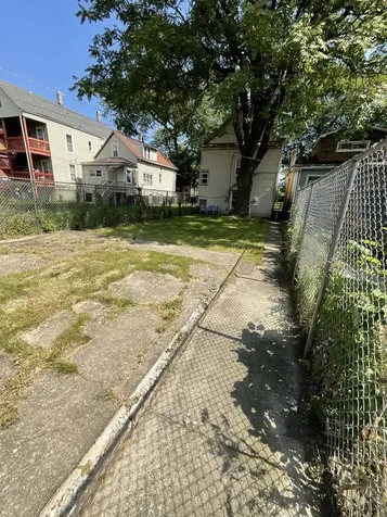 5742 South Marshfield Avenue Chicago IL 60636