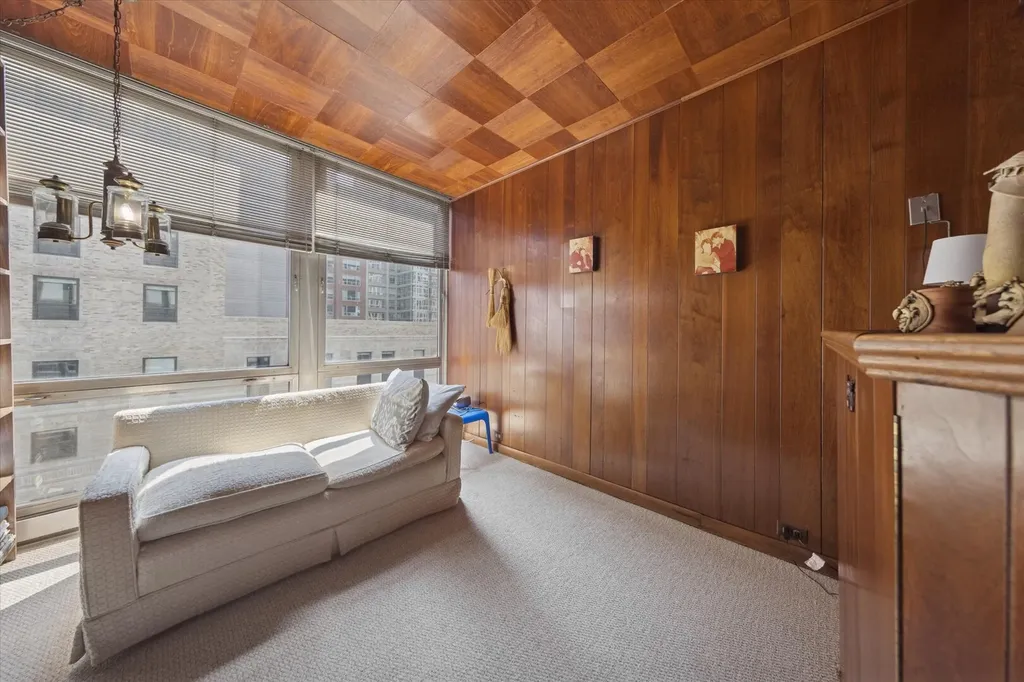 860 North Lake Shore Drive Chicago IL 60611