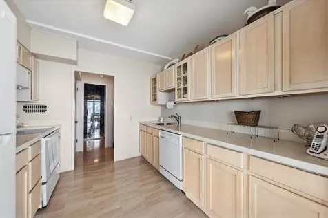 860 North Lake Shore Drive Chicago IL 60611