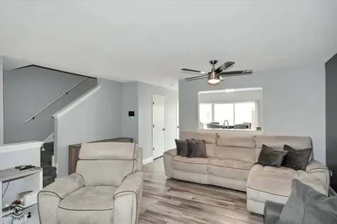 1415 Fox Hound Trail Beecher IL 60401