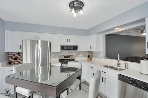 1415 Fox Hound Trail Beecher IL 60401