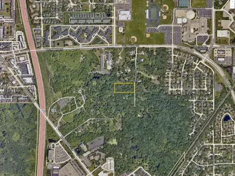 1594 Portage Run Glenview IL 60025