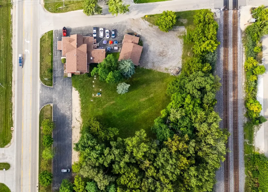 40805 North Route 83 Antioch IL 60002