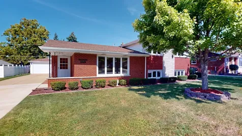 6442 West 88th Street Oak Lawn IL 60453