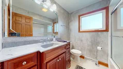 6442 West 88th Street Oak Lawn IL 60453