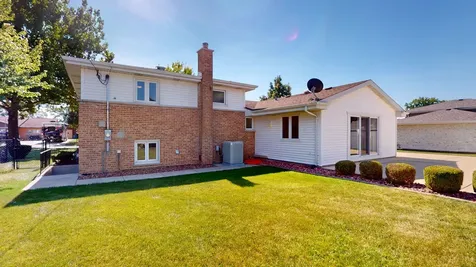 6442 West 88th Street Oak Lawn IL 60453