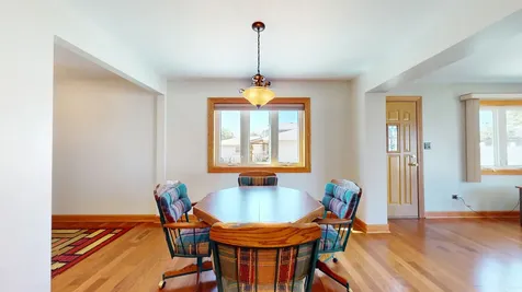 6442 West 88th Street Oak Lawn IL 60453