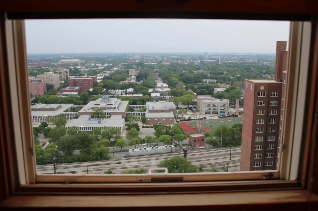 5000 South East End Avenue Chicago IL 60615