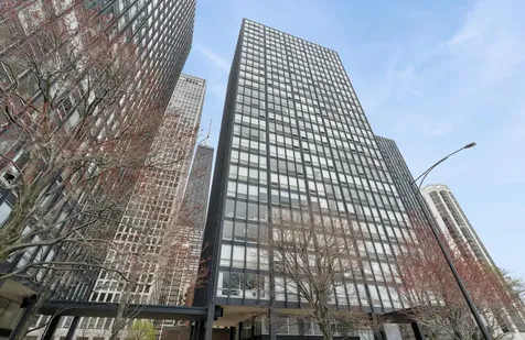 880 North Lake Shore Drive Chicago IL 60611