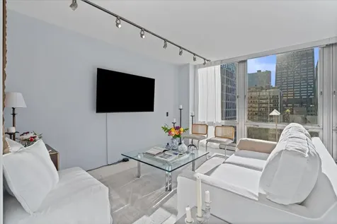 880 North Lake Shore Drive Chicago IL 60611