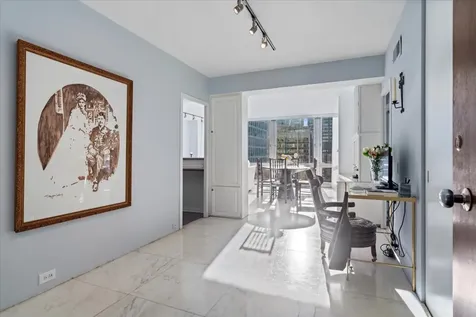 880 North Lake Shore Drive Chicago IL 60611
