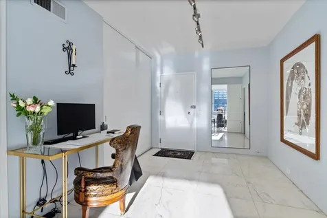 880 North Lake Shore Drive Chicago IL 60611