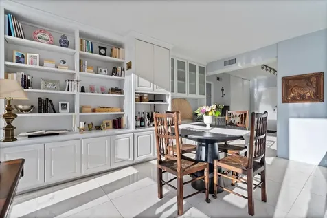 880 North Lake Shore Drive Chicago IL 60611