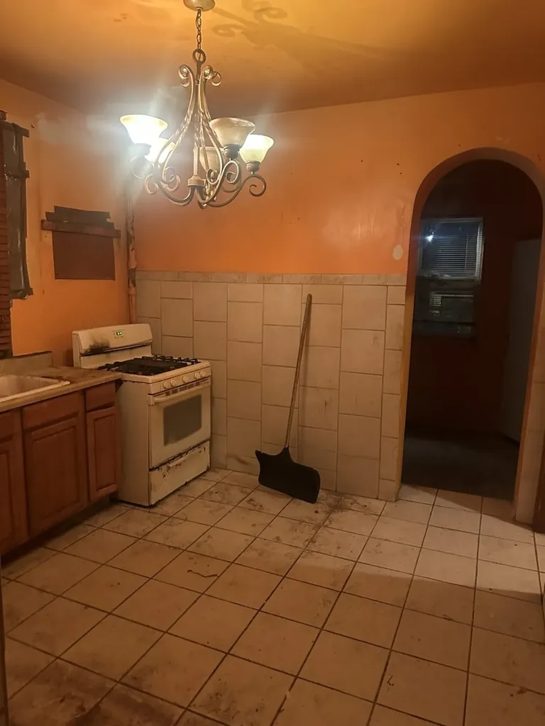 6454 South Winchester Avenue Chicago IL 60636