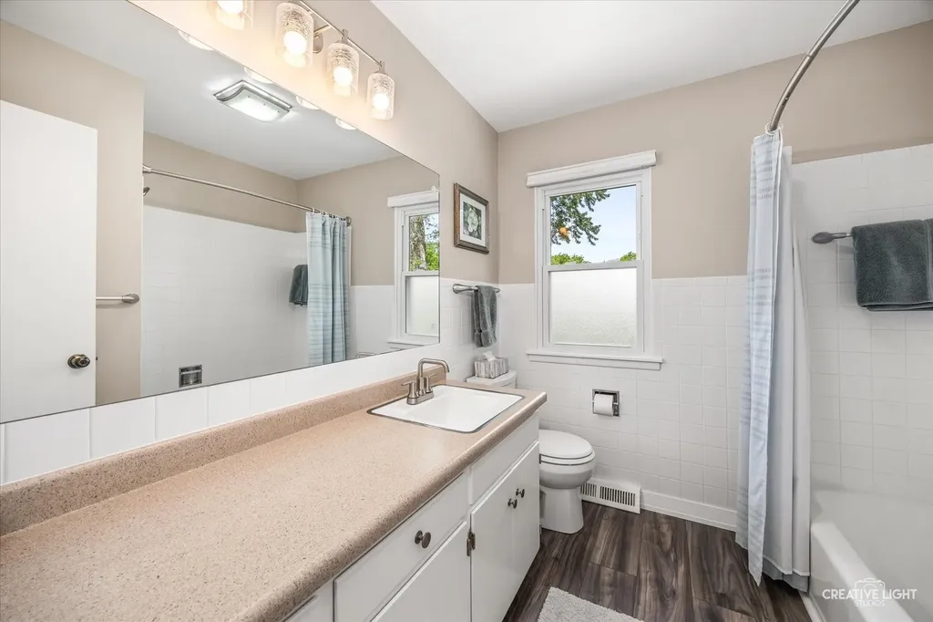 29 Tupelo Avenue Naperville IL 60540