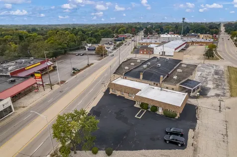 3926 Broadway Rockford IL 61108