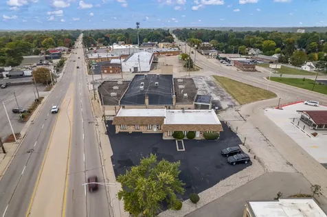 3926 Broadway Rockford IL 61108