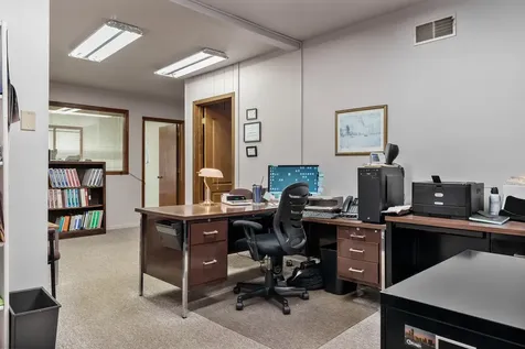 3926 Broadway Rockford IL 61108