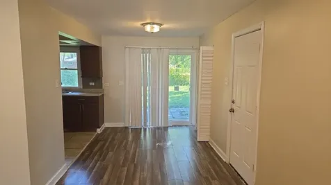 15333 Cherry Lane Markham IL 60428
