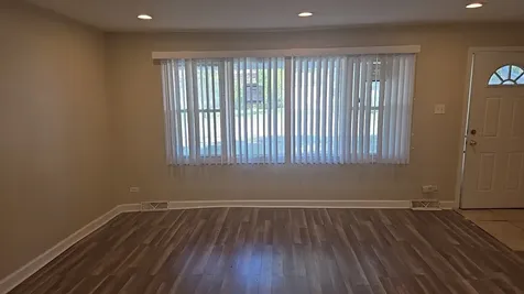 15333 Cherry Lane Markham IL 60428