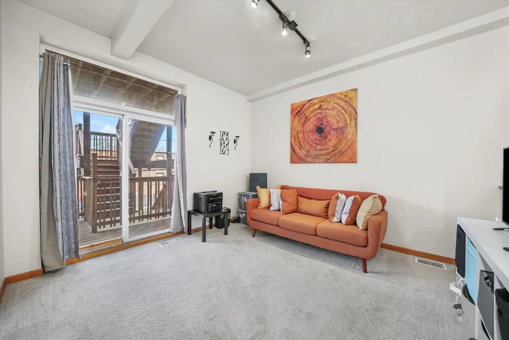 6651 South Maryland Avenue Chicago IL 60637